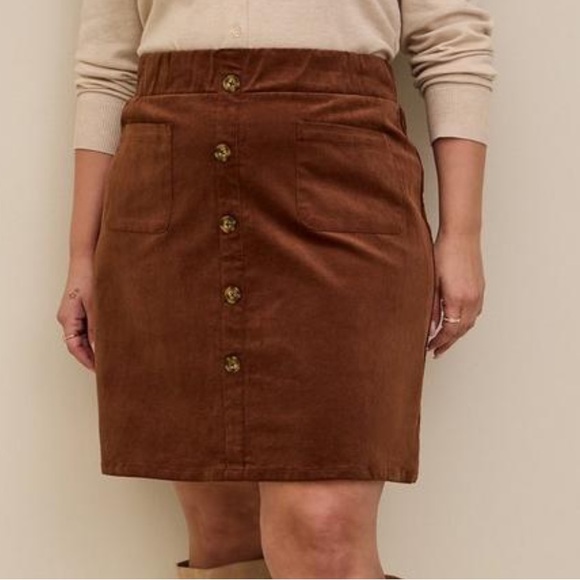 TORRID MINI CORDUROY BUTTON-FRONT SKIR - Picture 5 of 6
